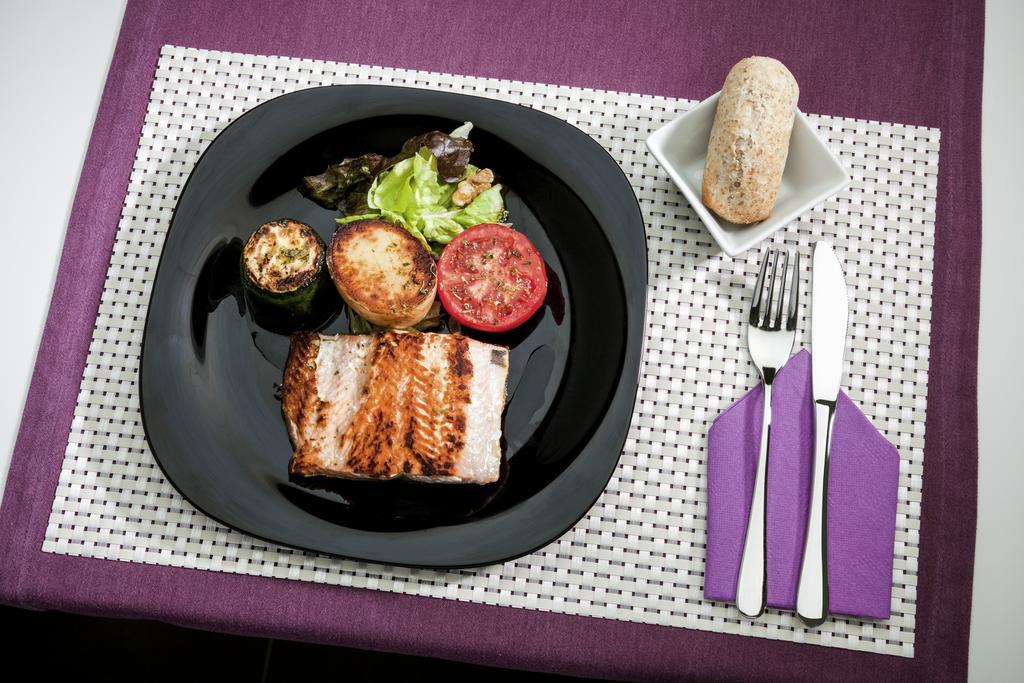 Ibis Budget Lleida Ngoại thất bức ảnh